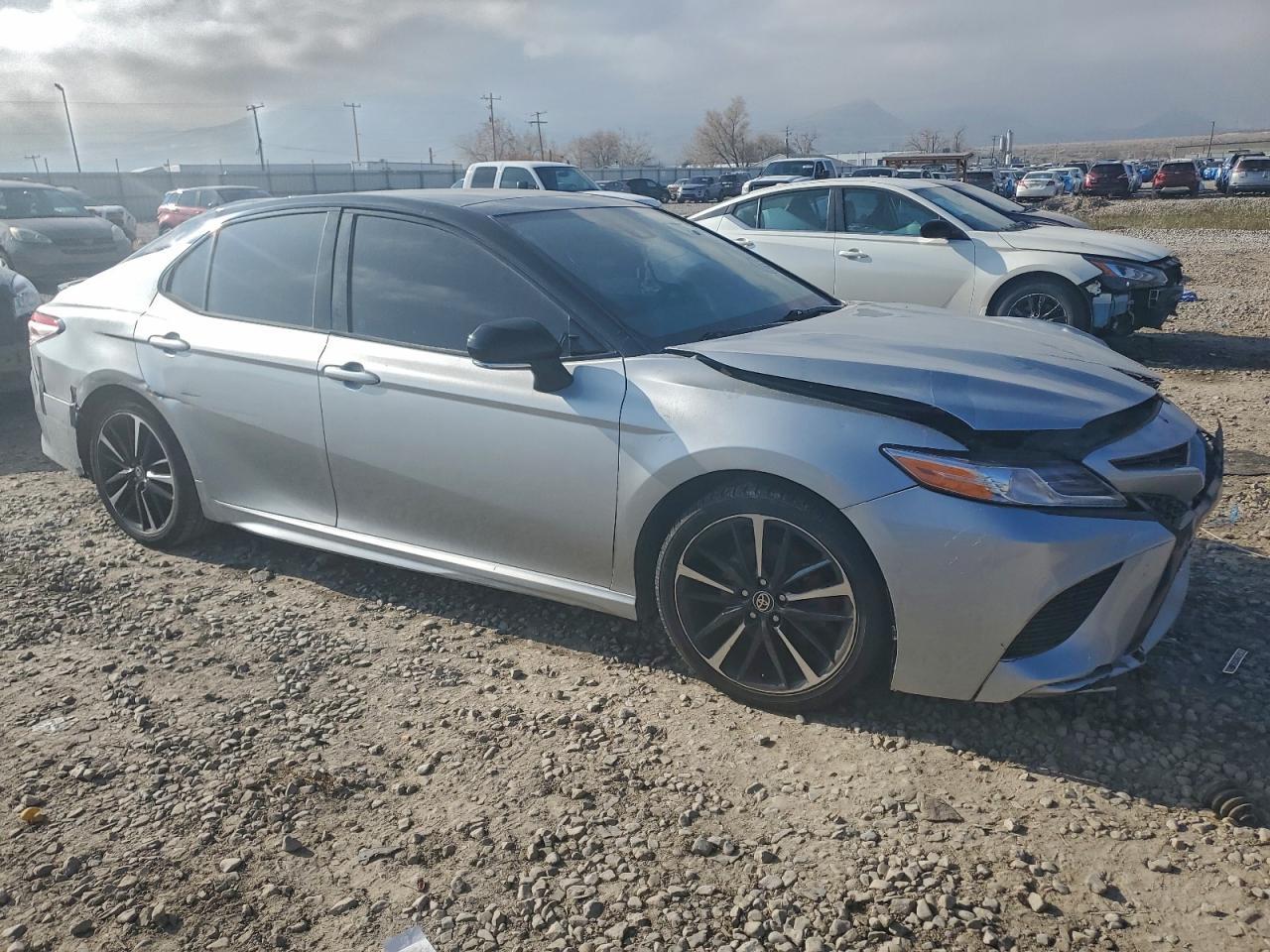 2020 Toyota Camry Xse - Фото 4