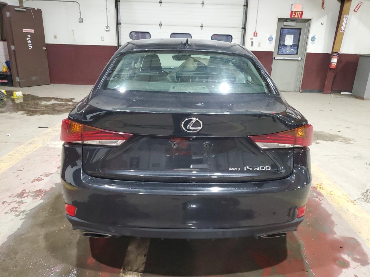 2017 Lexus Is 300 - Фото 6