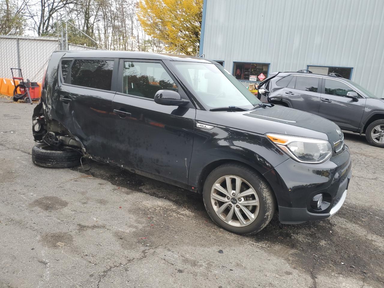 2017 Kia Soul + - Image 4