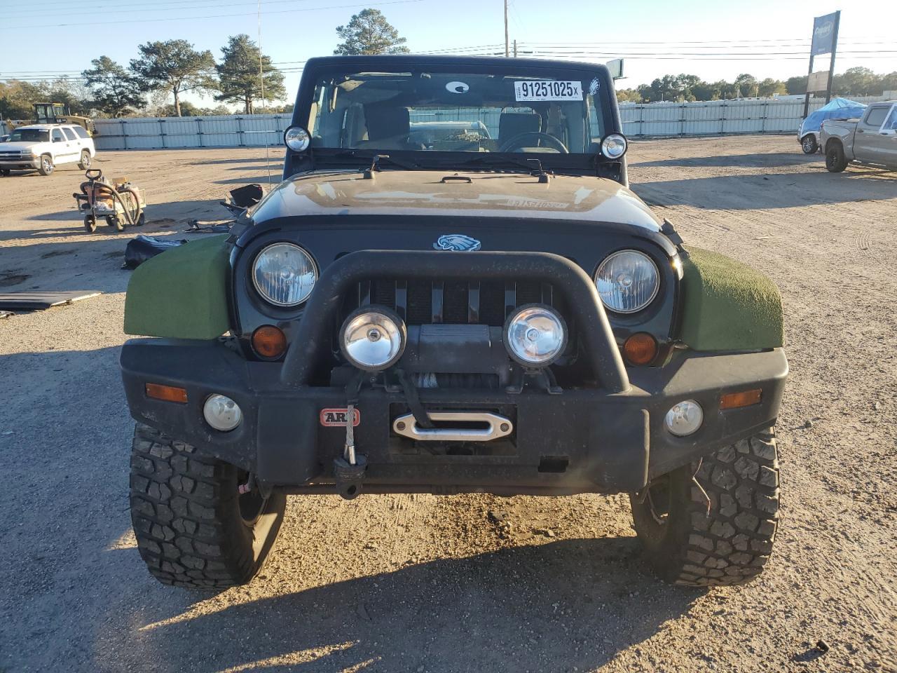 2010 Jeep Wrangler Unlimited Rubicon - Фото 5