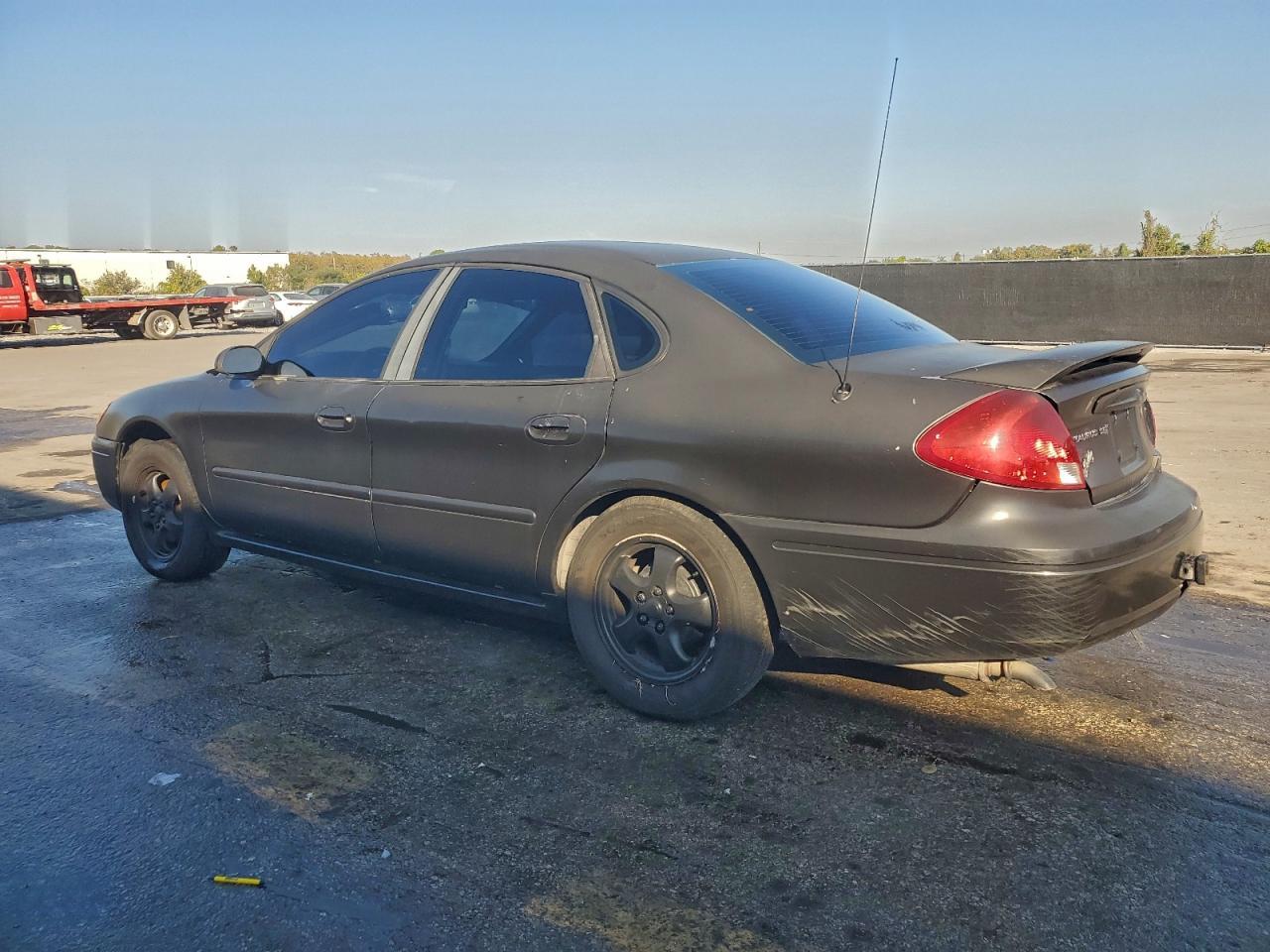 2006 Ford Taurus Se - Фото 2