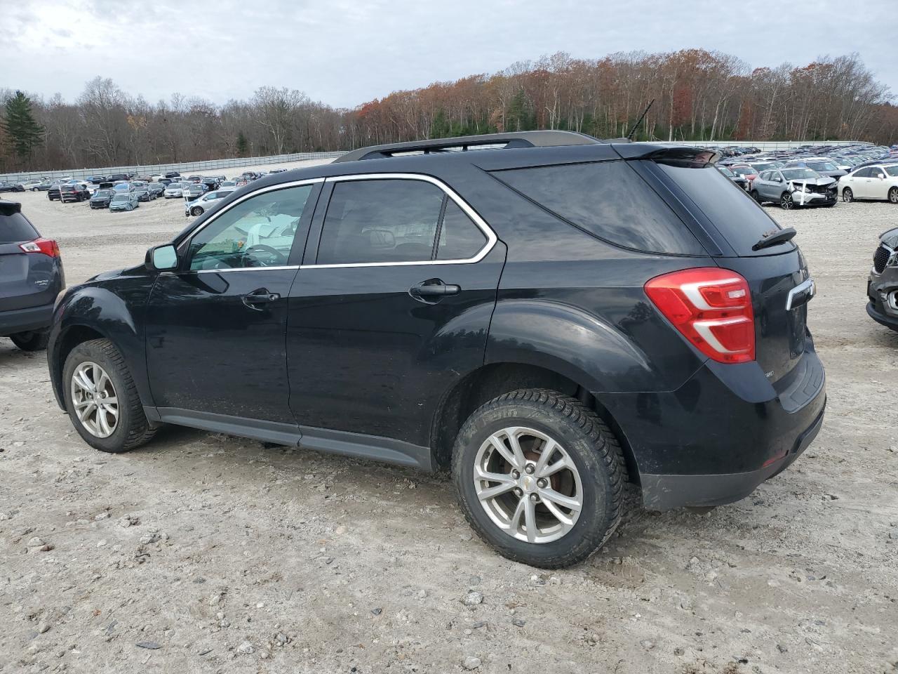 2016 Chevrolet Equinox Lt - Image 2