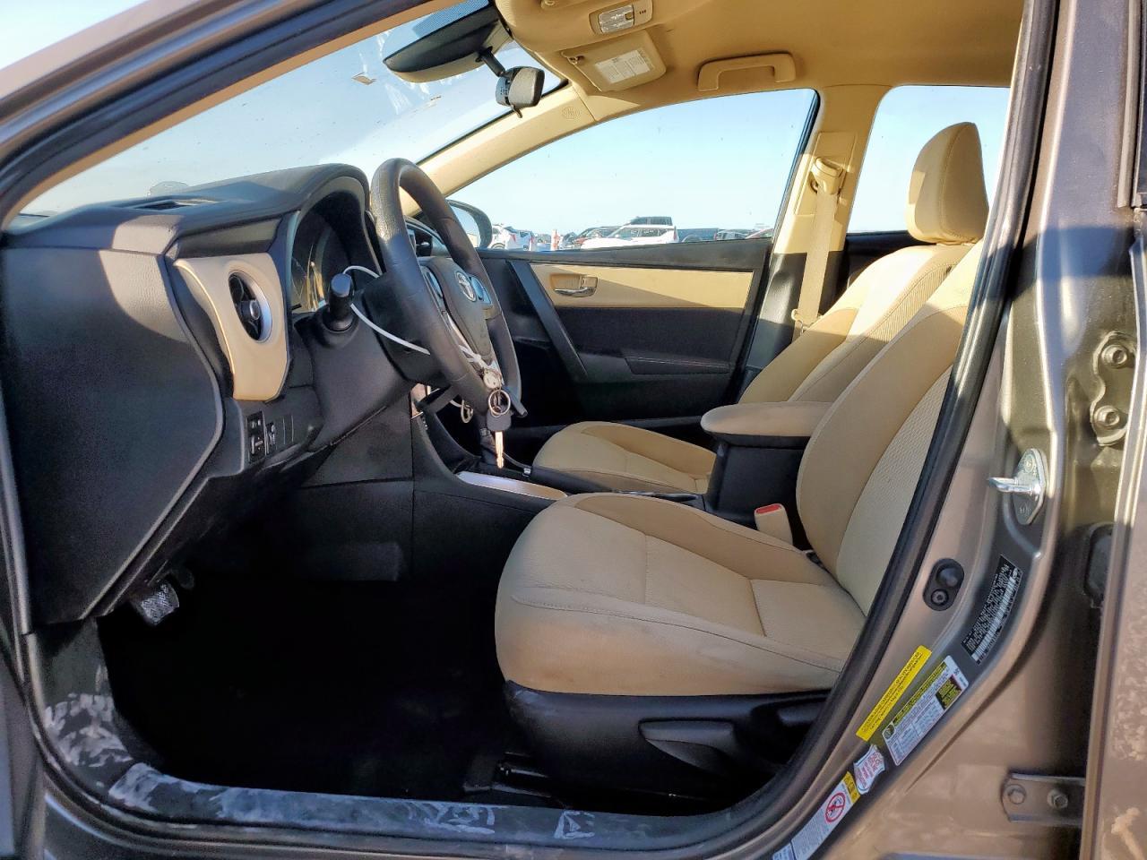 2019 Toyota Corolla L - Фото 7