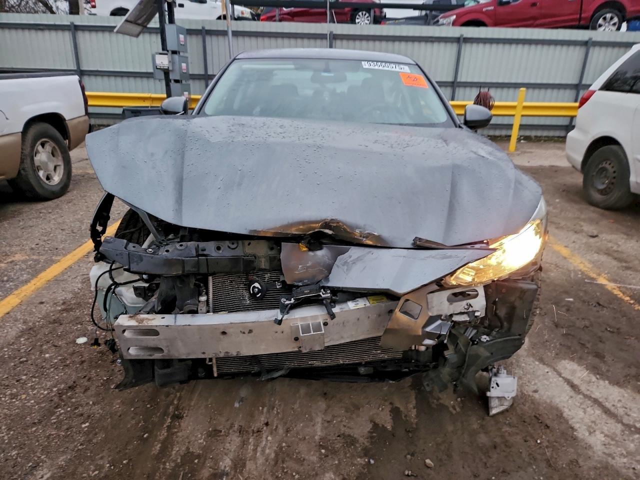 2020 Nissan Altima S - Фото 5