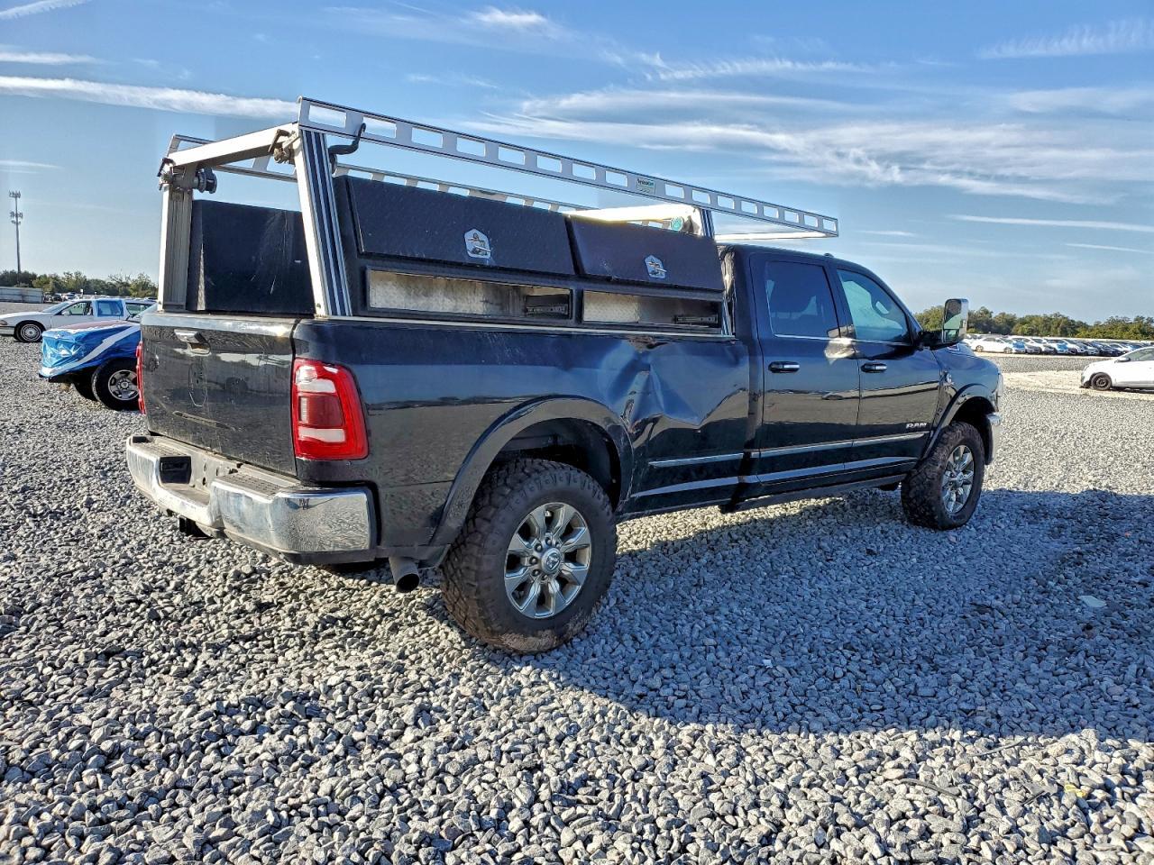 2019 Ram 3500 Limited - Фото 3