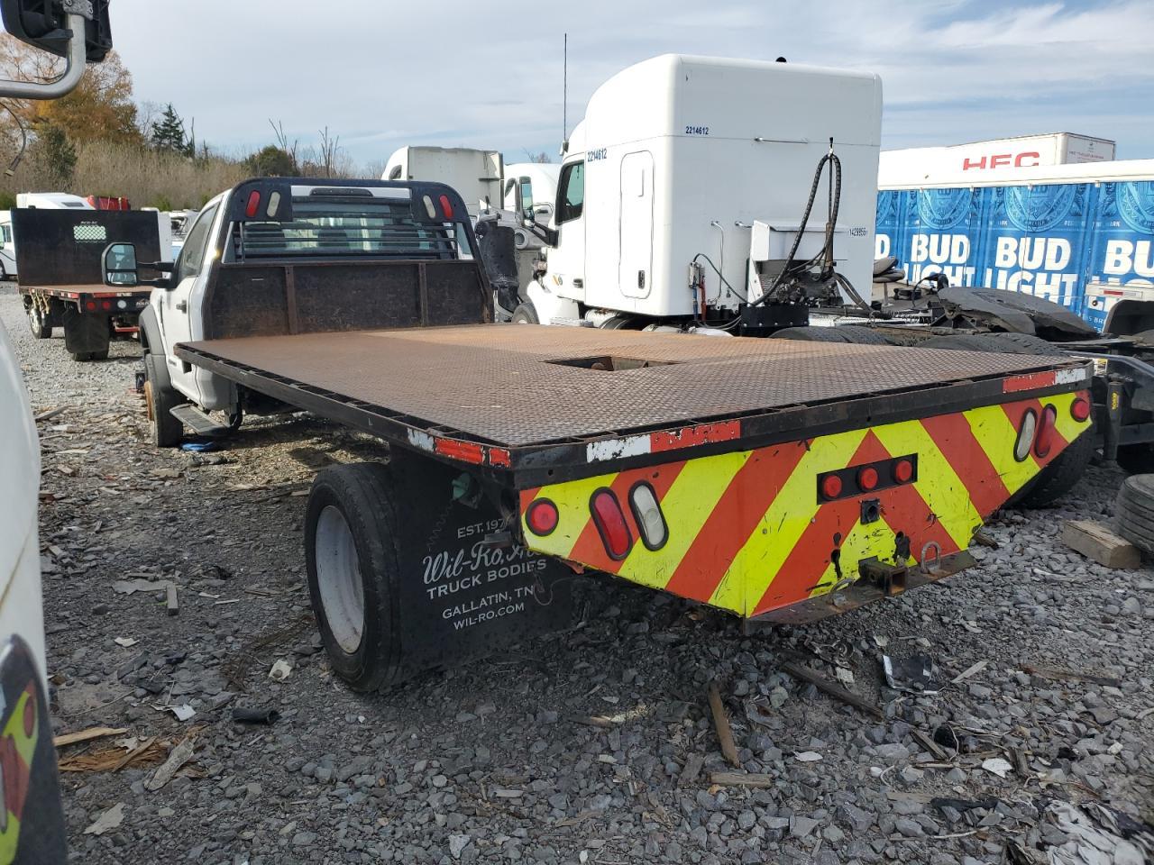 2019 Ford F550 Flatbed Truck - Фото 2