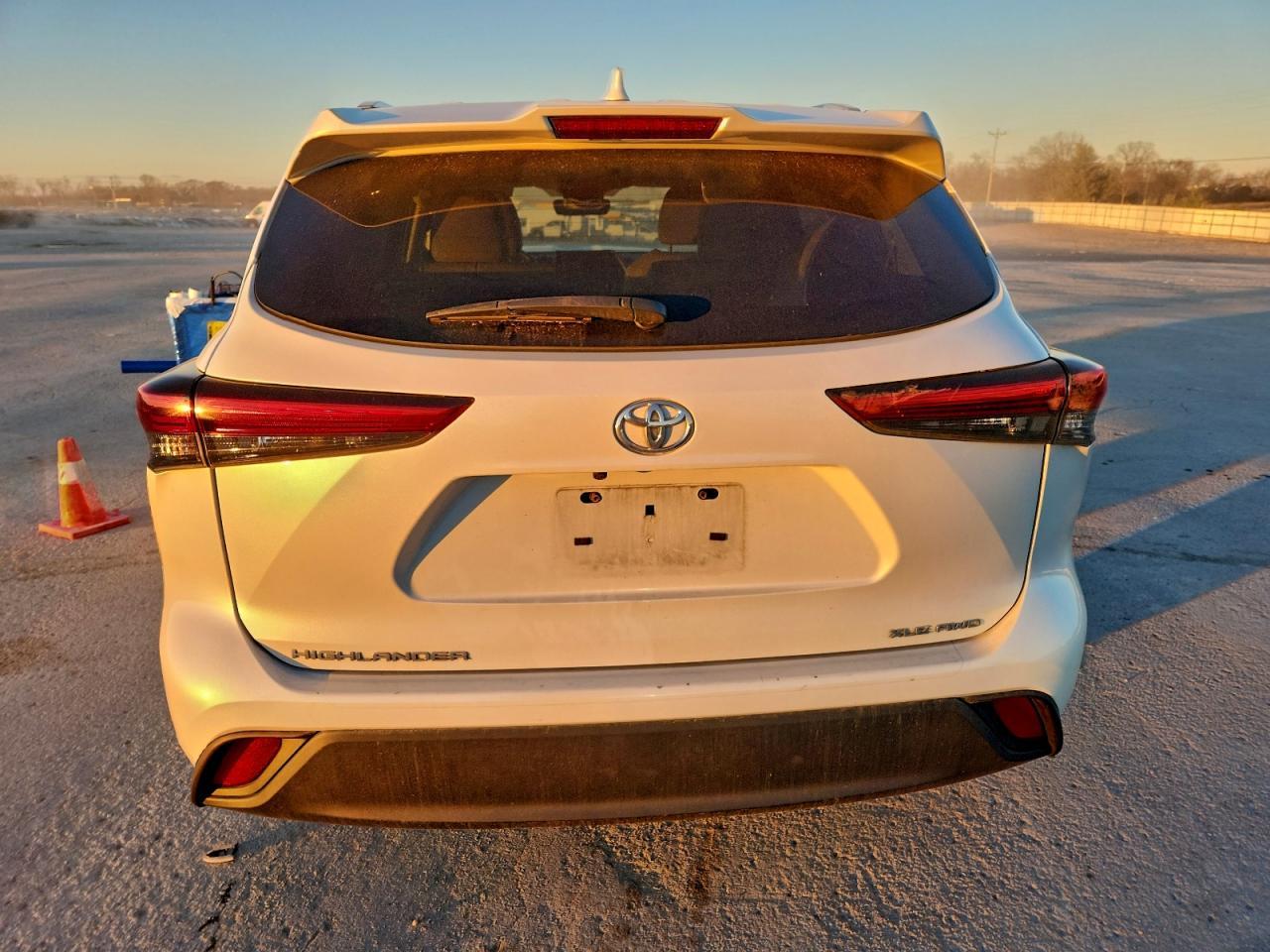 2022 Toyota Highlander Xle - Image 6