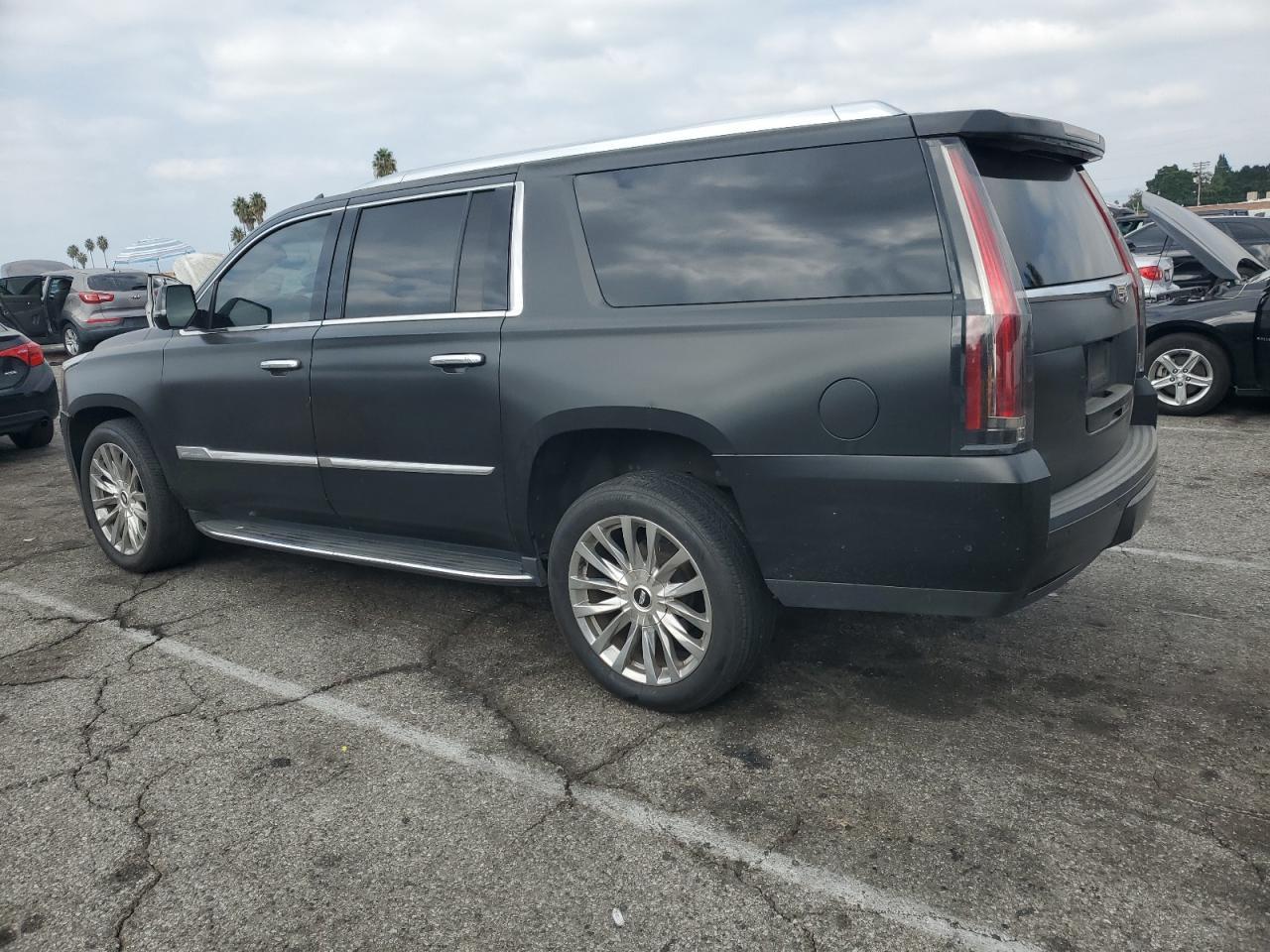 2019 Cadillac Escalade Esv Luxury - Фото 2