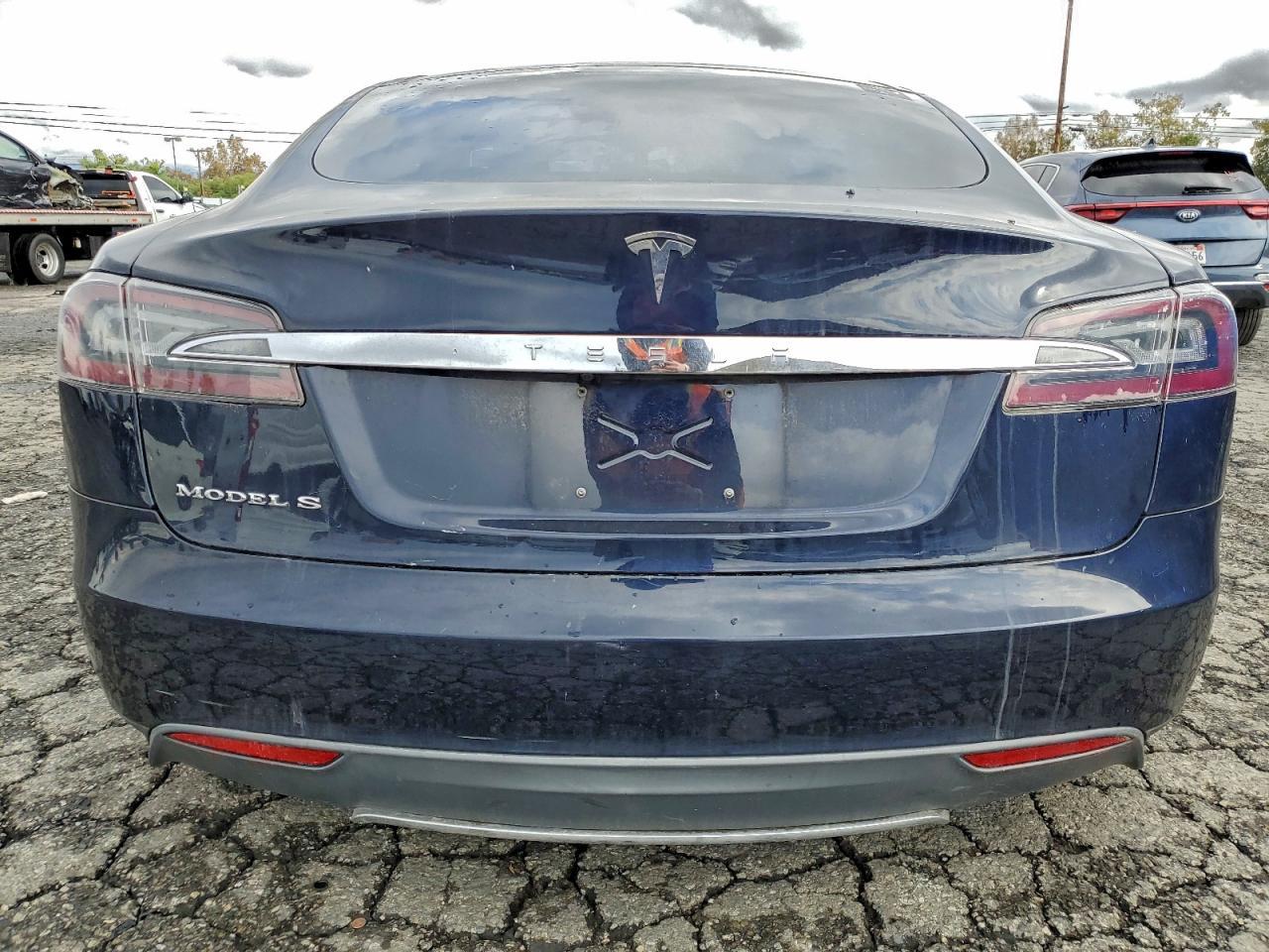 2013 Tesla Model S - Фото 6
