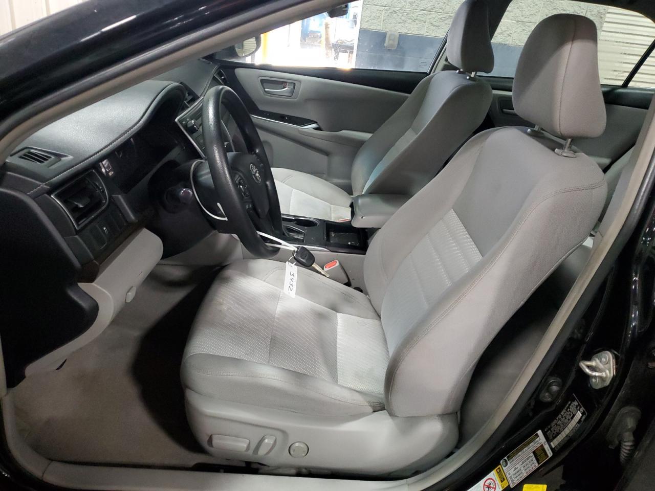 2017 Toyota Camry Le - Image 7