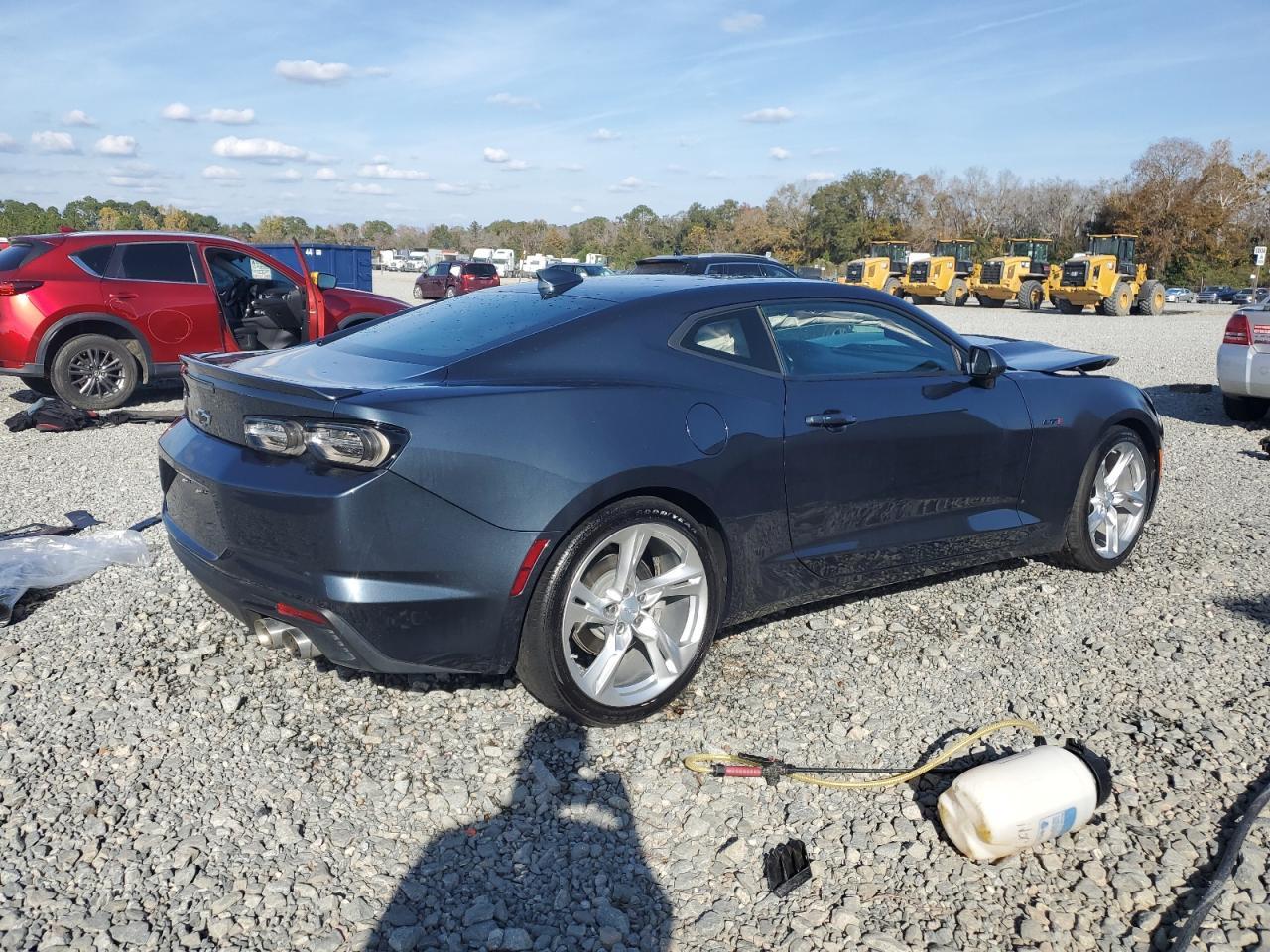 2023 Chevrolet Camaro Lt1 - Image 3