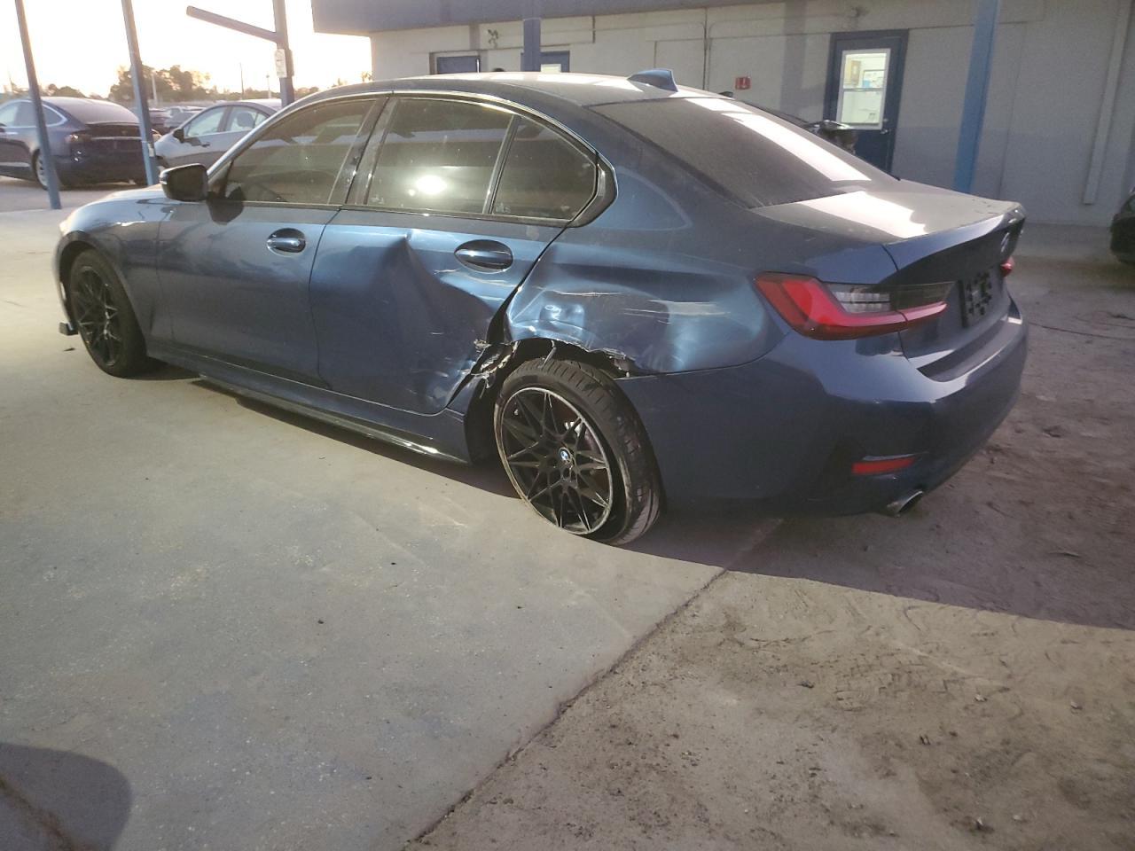 2022 BMW 330I - Image 2