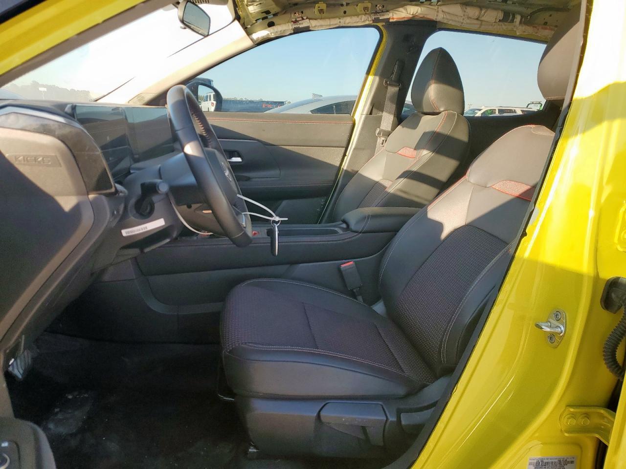 2025 Nissan Kicks Sr - Фото 7