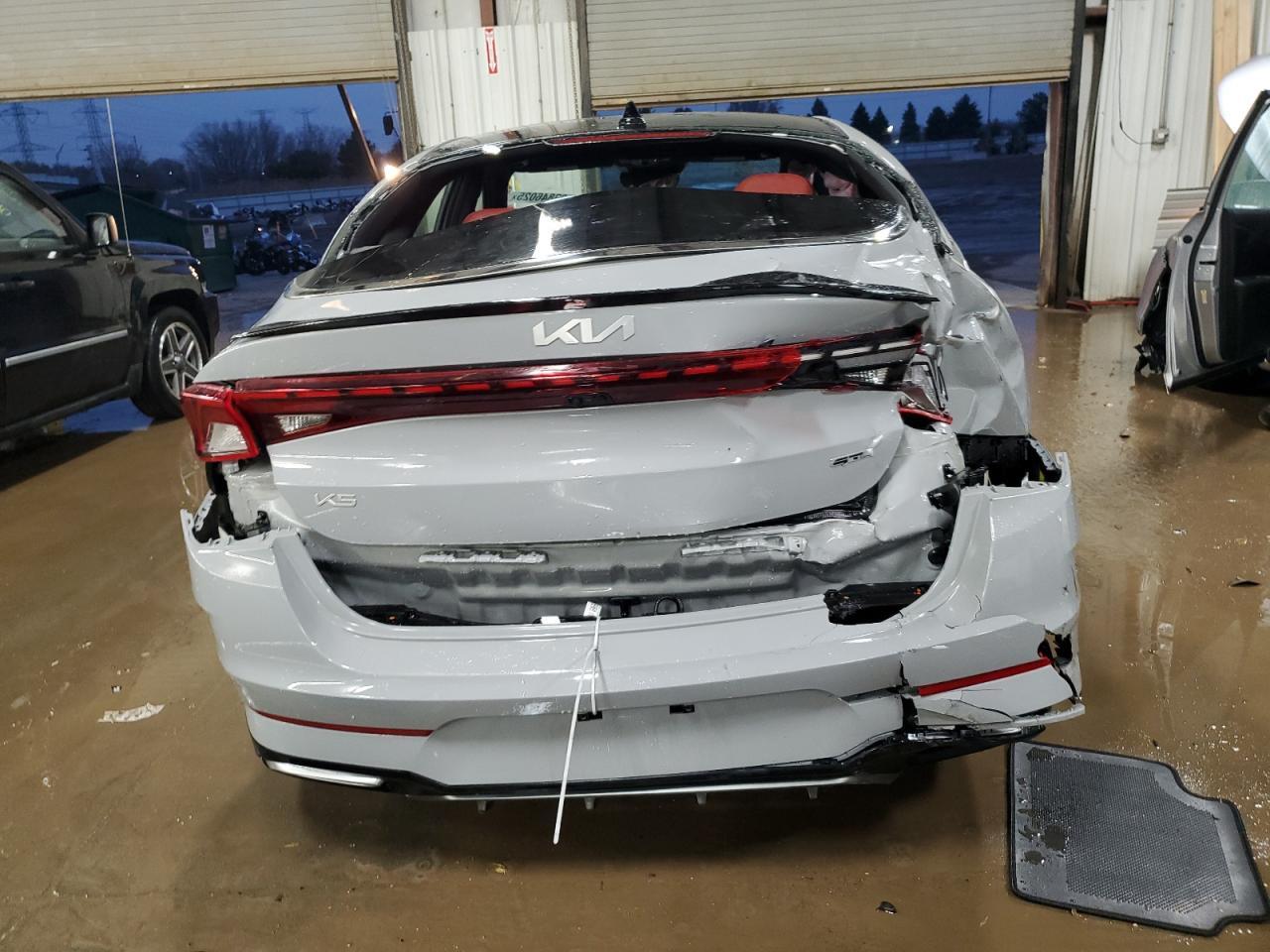 2024 Kia K5 Gt Line - Фото 6