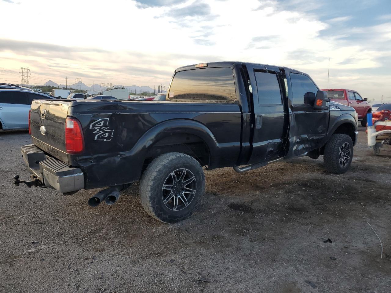 2012 Ford F250 Super Duty - Image 3