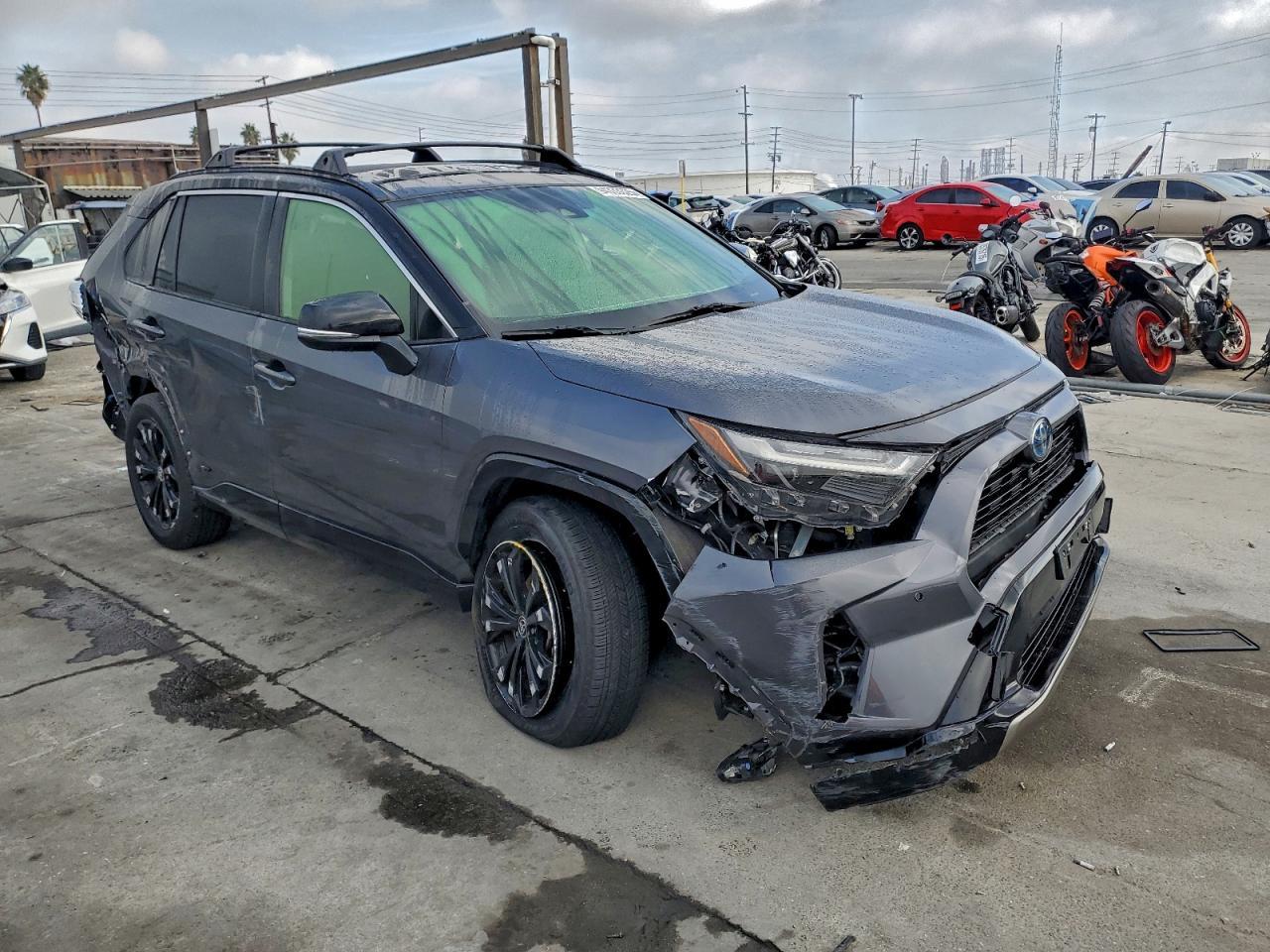 2022 Toyota Rav4 Xse - Image 4