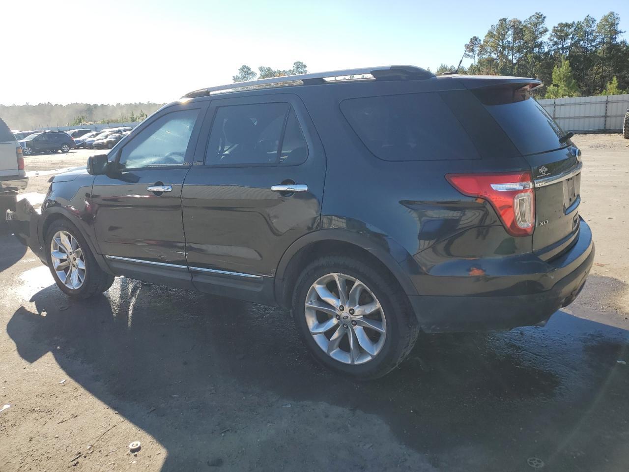 2013 Ford Explorer Xlt - Фото 2
