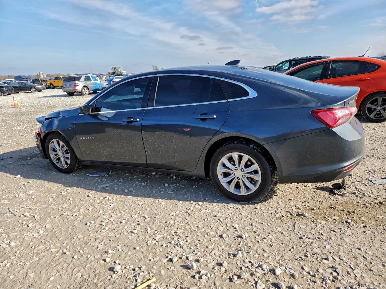 2020 Chevrolet Malibu Lt - Фото 2