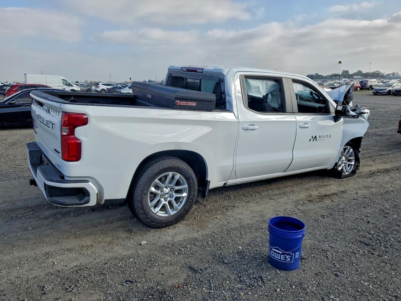 2024 Chevrolet Silverado K1500 Rst - Фото 3