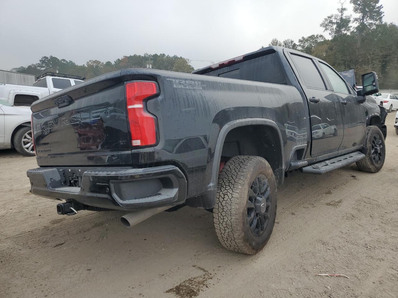 2025 Chevrolet Silverado K2500 Heavy Duty Lt - Image 3