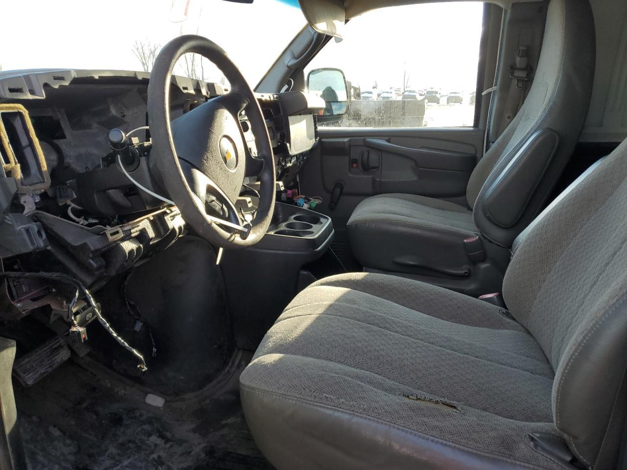 2013 Chevrolet Express G1500 - Фото 7