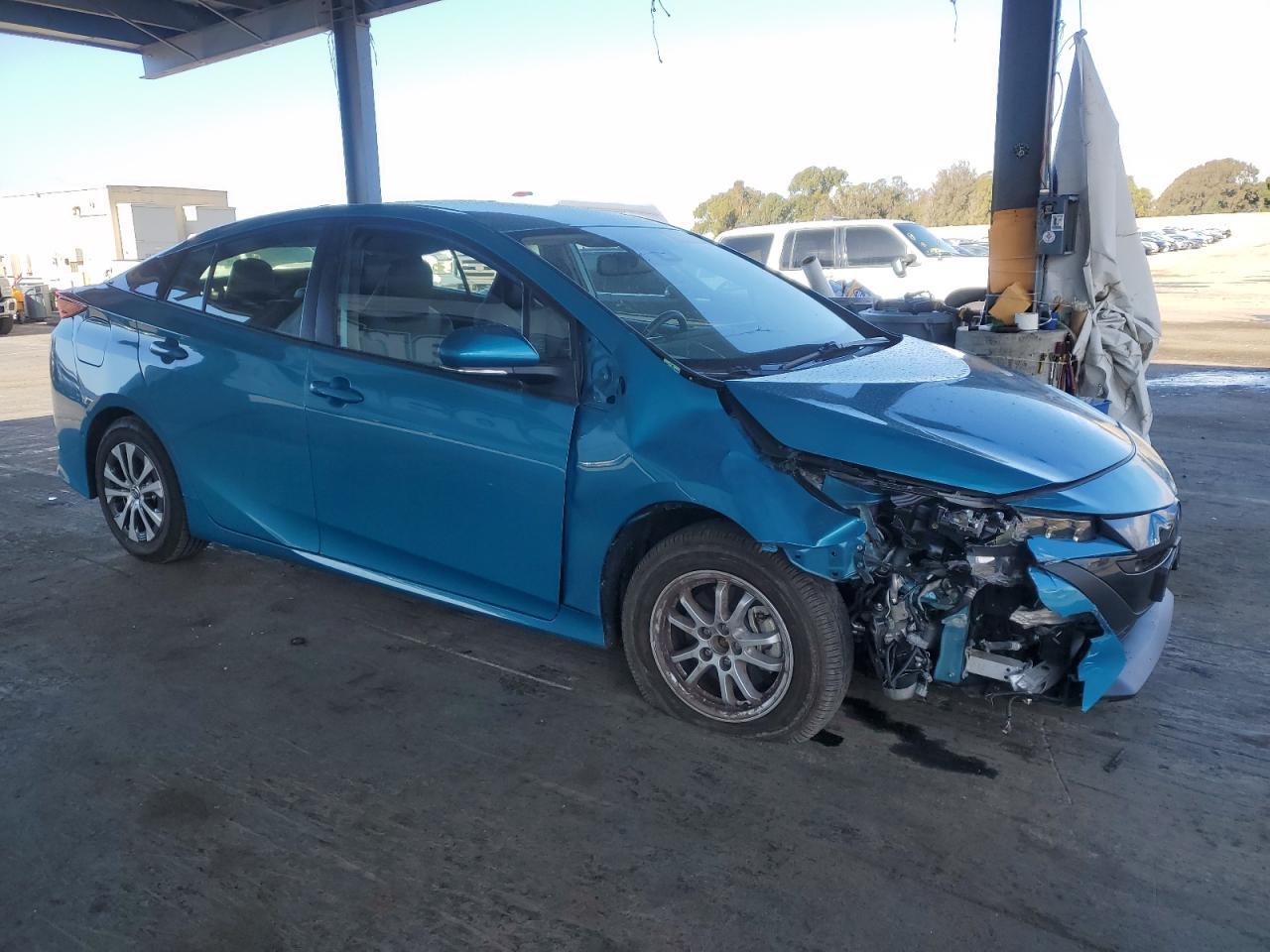 2021 Toyota Prius Prime Le - Фото 4
