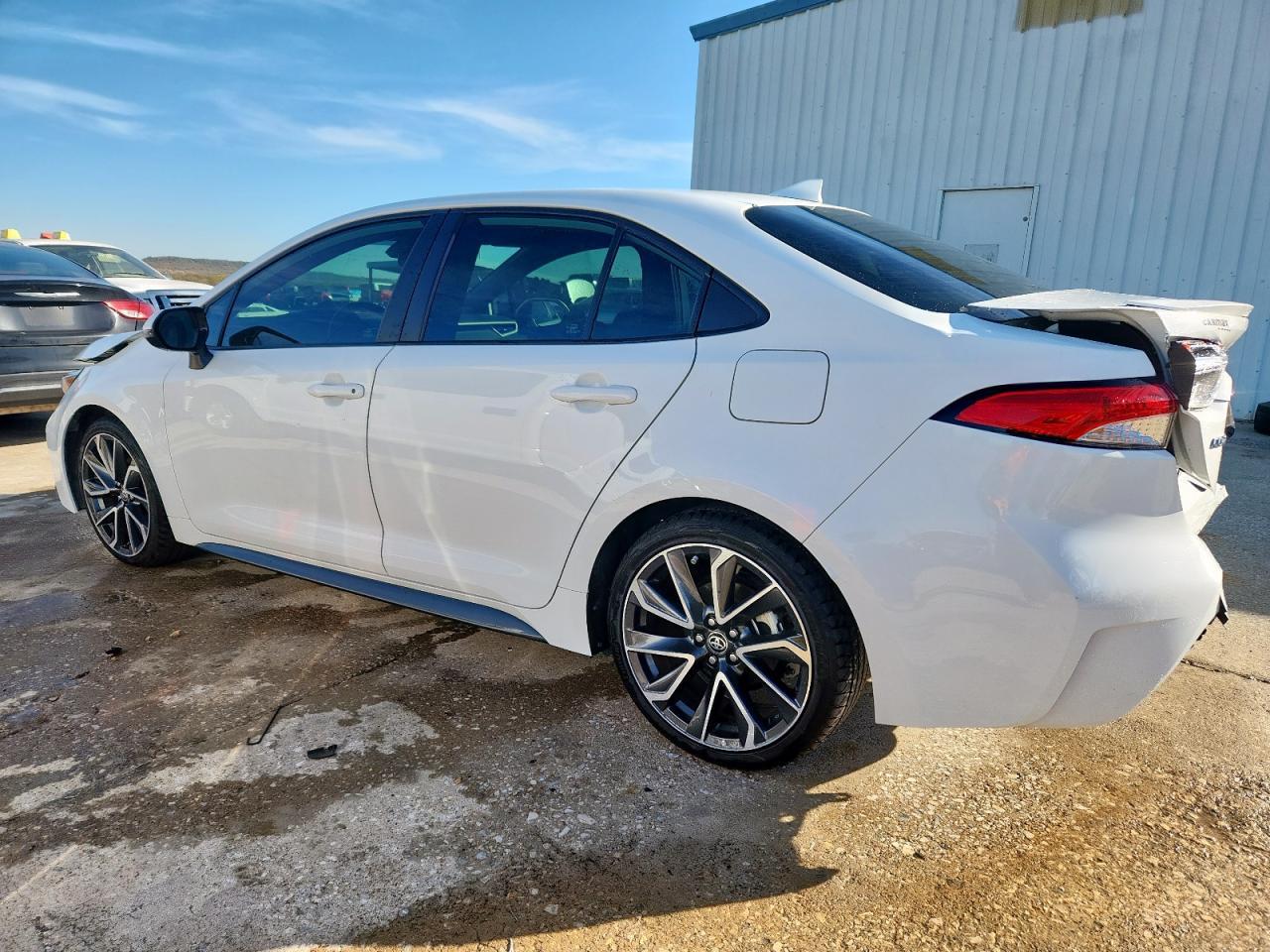 2020 Toyota Corolla Se - Image 2