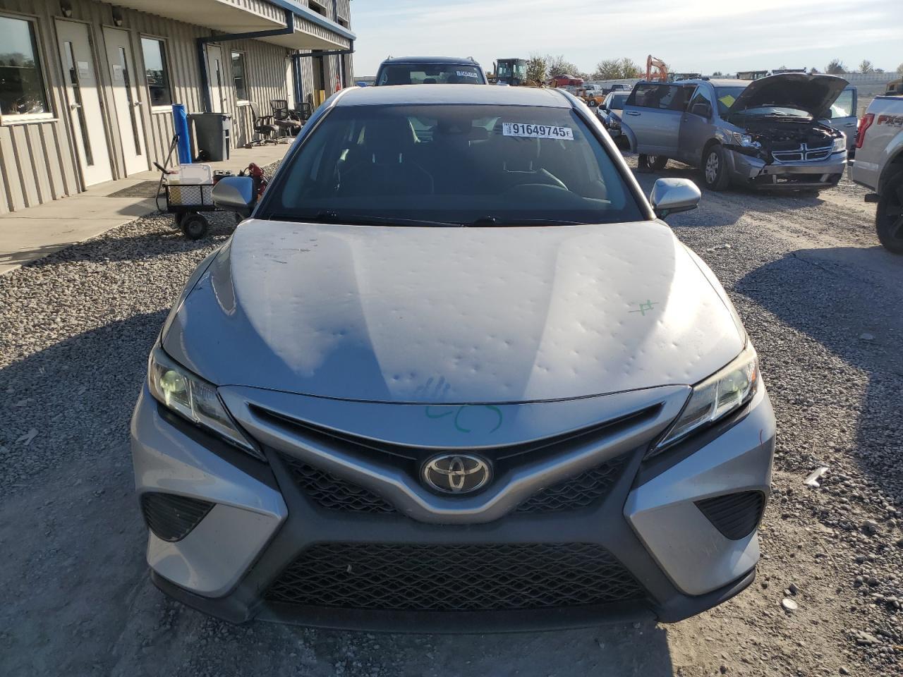 2019 Toyota Camry L - Image 5