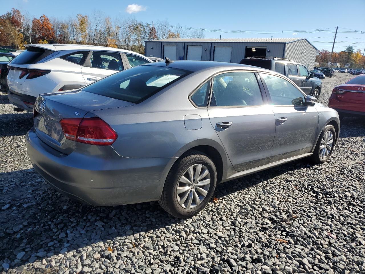 2015 Volkswagen Passat S - Image 3