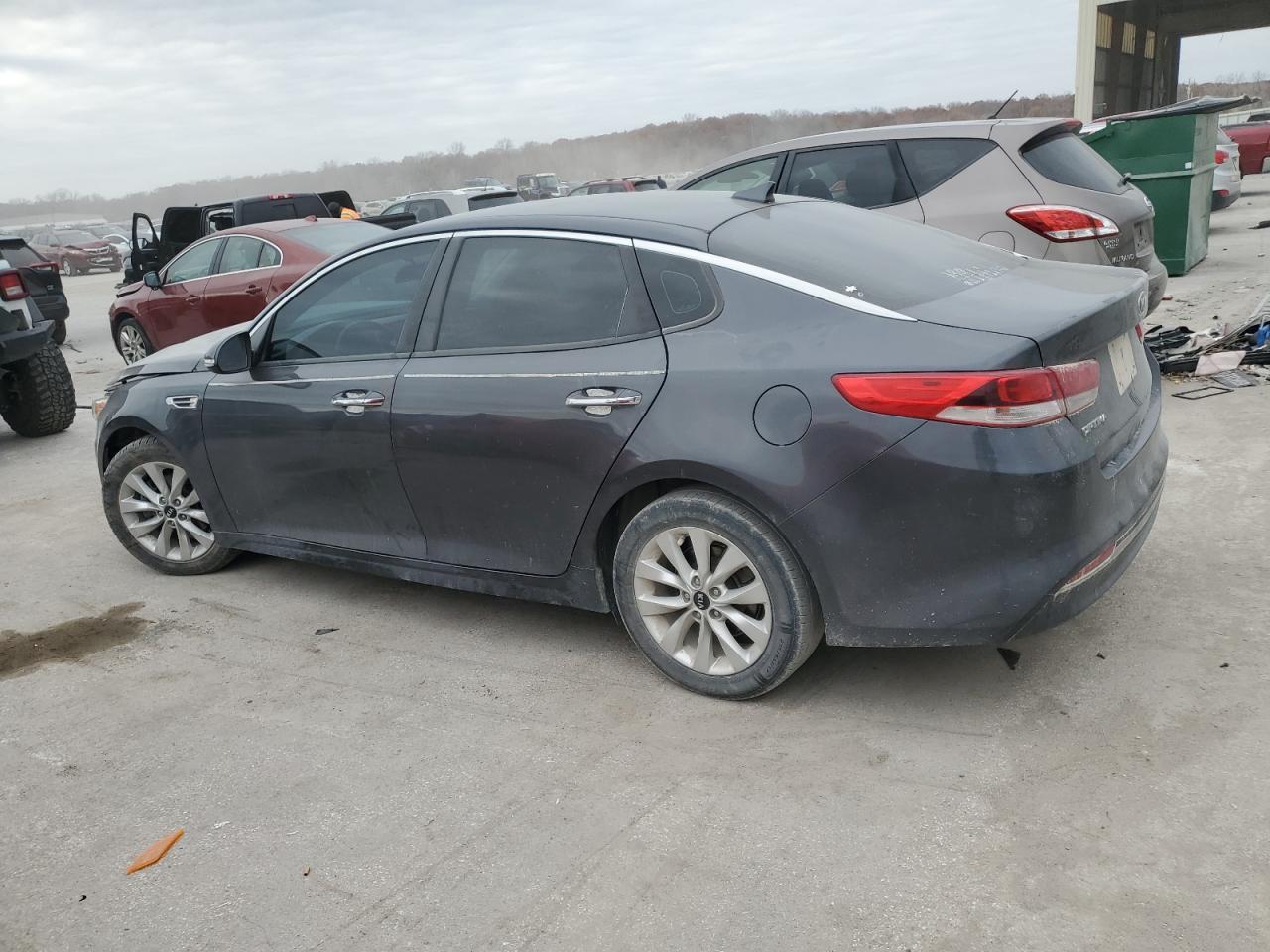 2017 Kia Optima Lx - Фото 2
