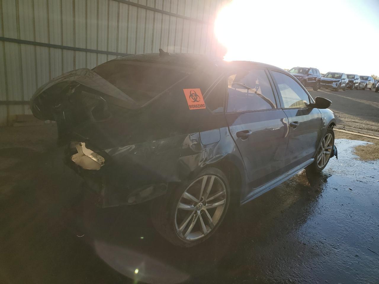 2018 Volkswagen Passat S - Фото 3