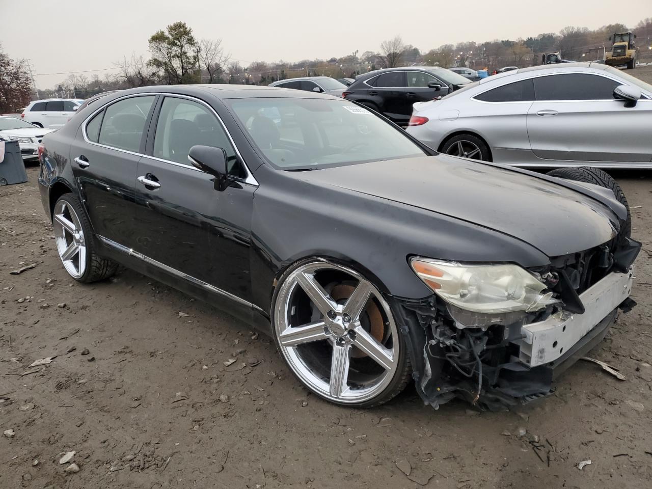 2010 Lexus Ls 460 - Image 4