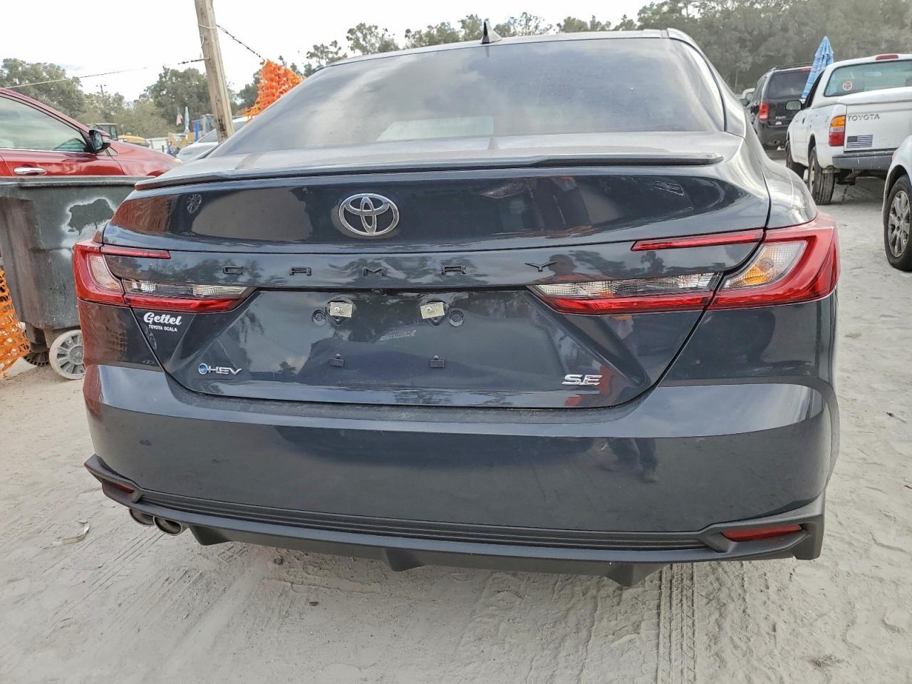 2025 Toyota Camry Xse - Image 6