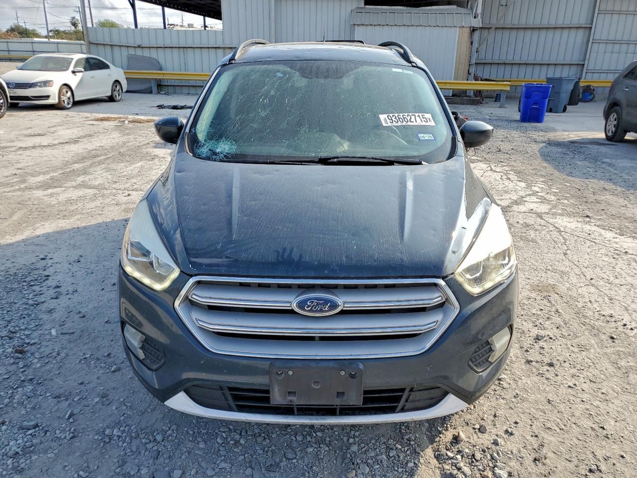 2019 Ford Escape Sel - Image 5