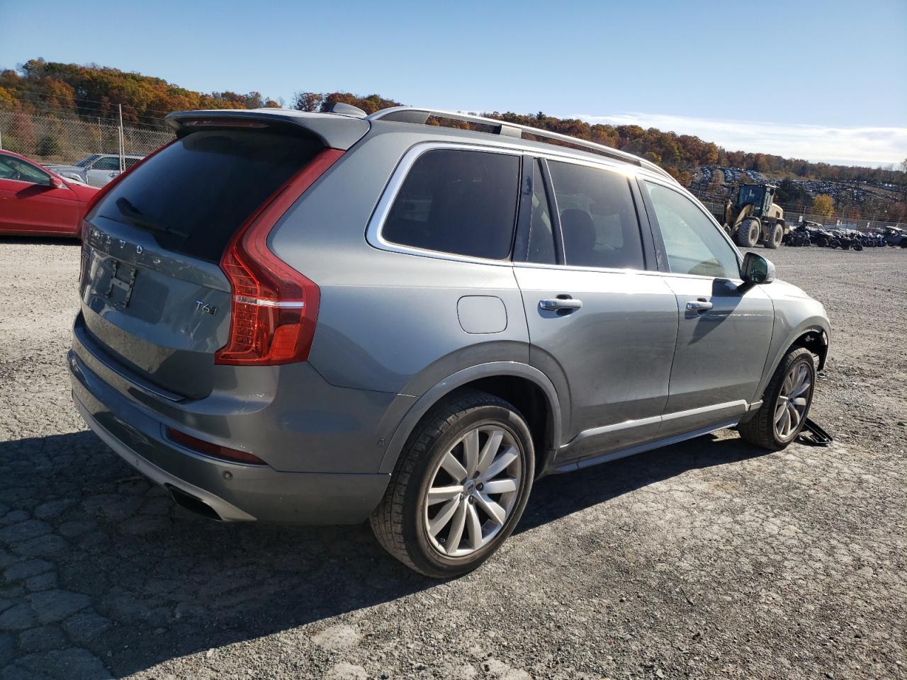 2017 Volvo Xc90 T6 - Image 3