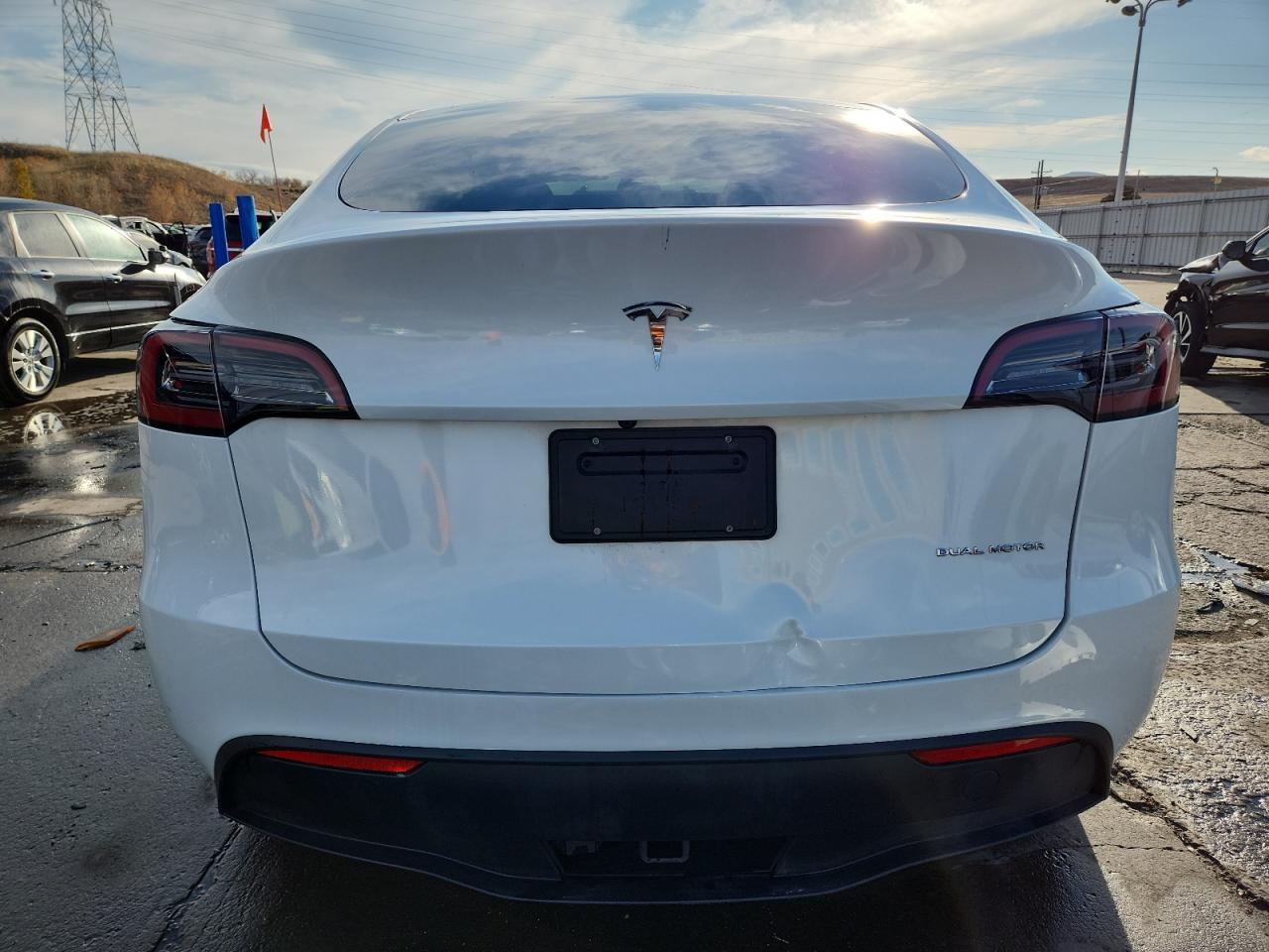 2023 Tesla Model Y - Фото 6