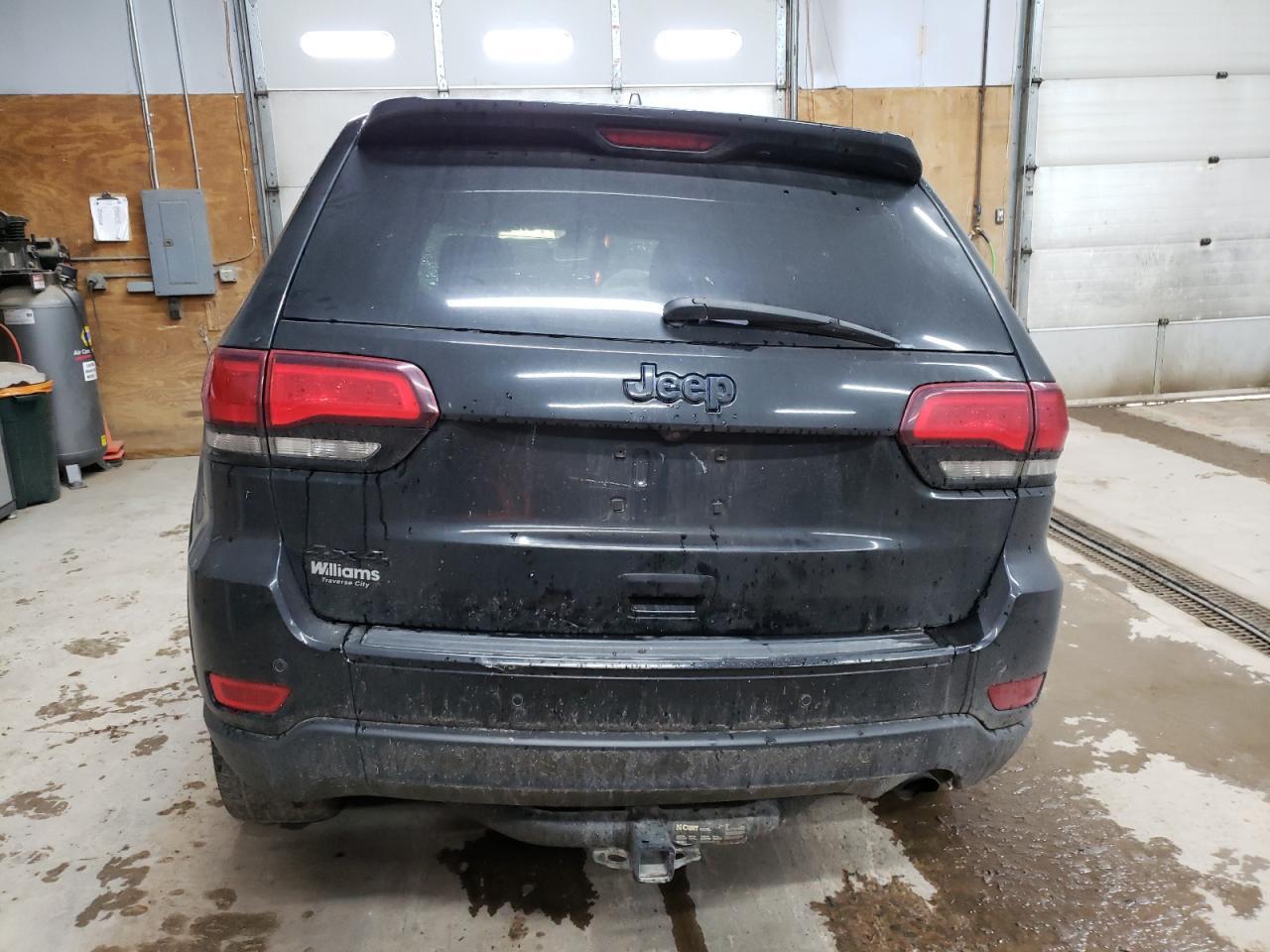 2018 Jeep Grand Cherokee Laredo - Фото 6