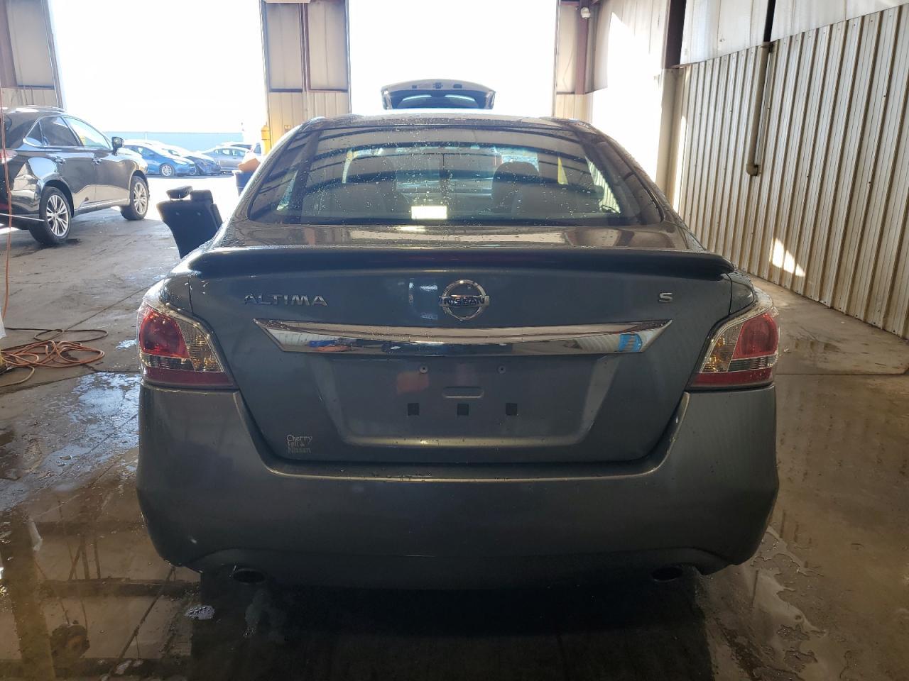 2015 Nissan Altima 2.5 - Image 6