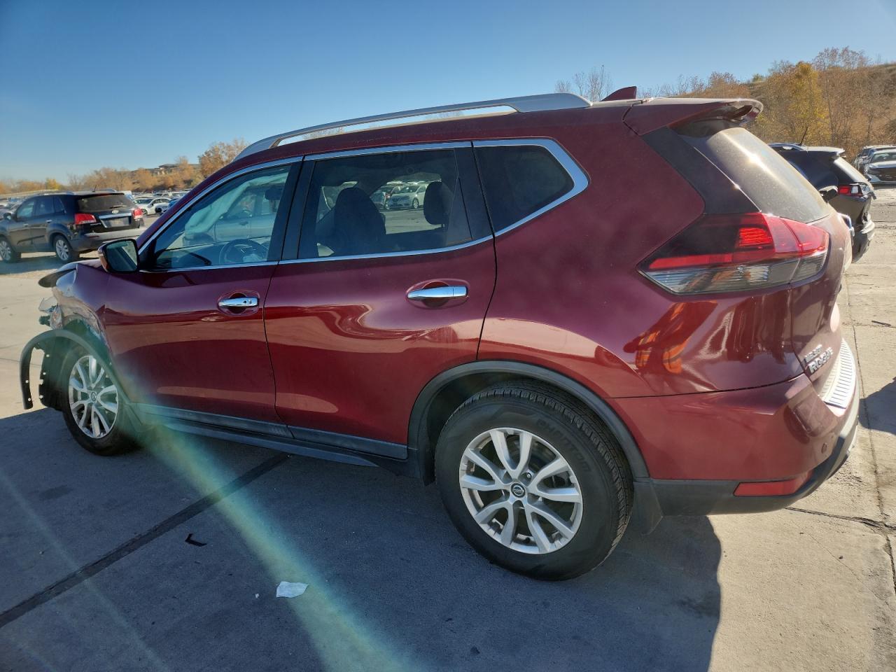 2020 Nissan Rogue S - Фото 2