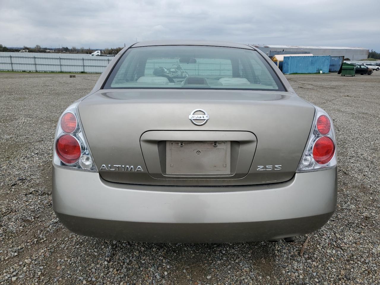 2005 Nissan Altima S - Image 6
