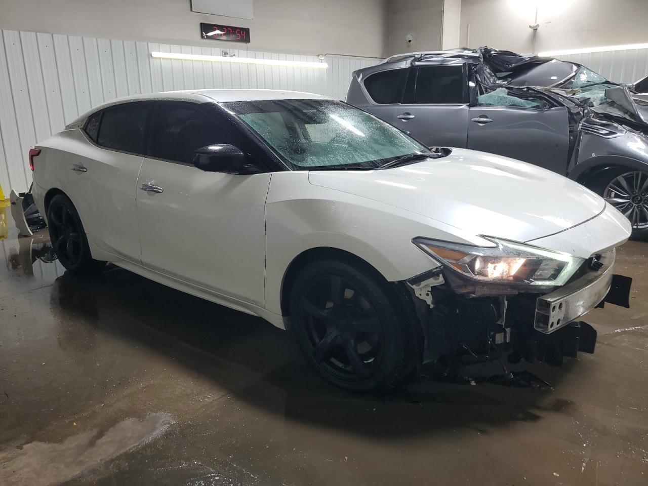 2016 Nissan Maxima - Фото 4