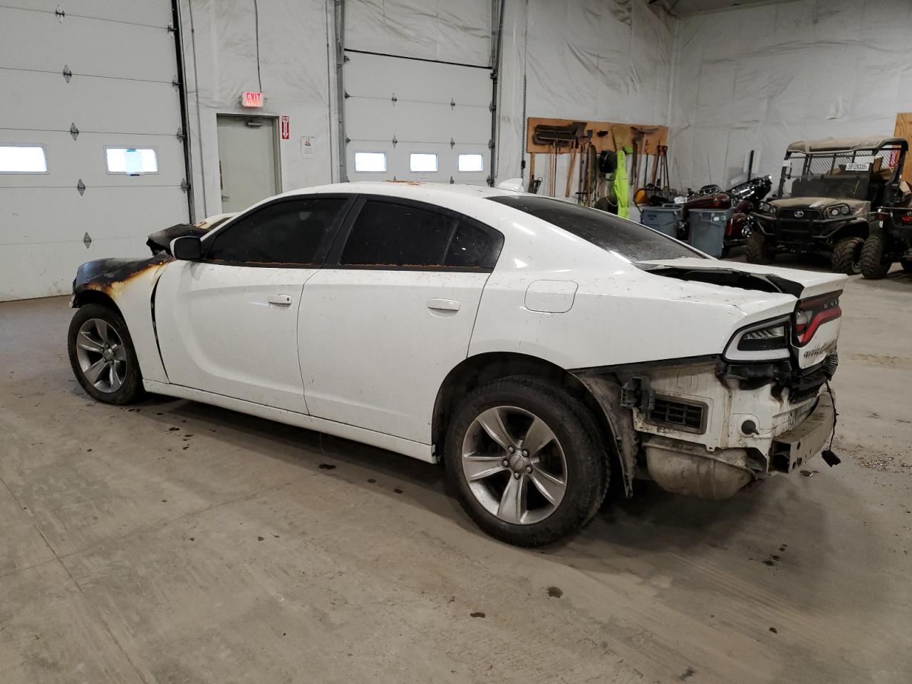 2015 Dodge Charger Sxt - Фото 2