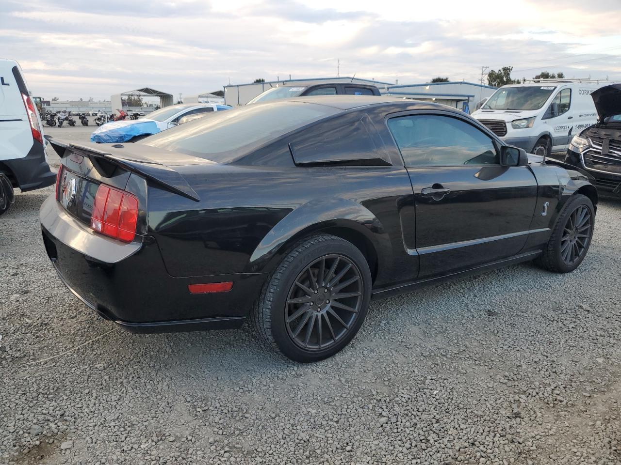 2007 Ford Mustang Gt - Фото 3