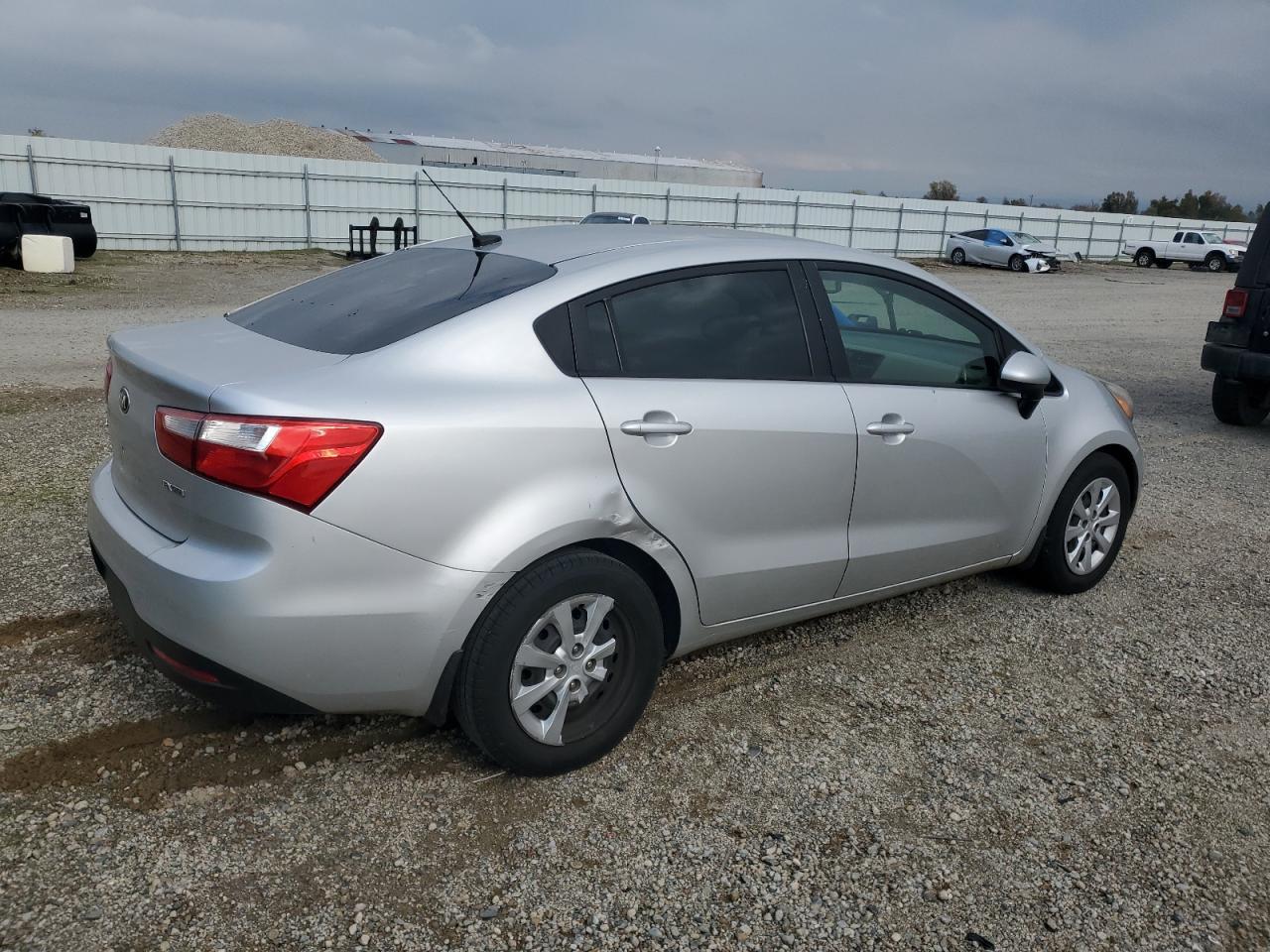 2013 Kia Rio Ex - Image 3