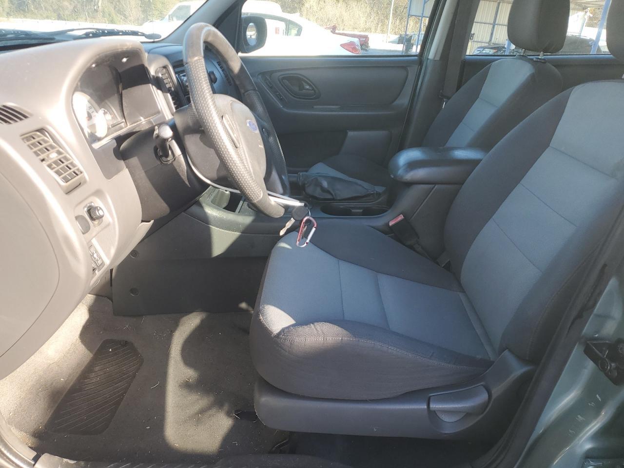 2005 Ford Escape Xls - Фото 7