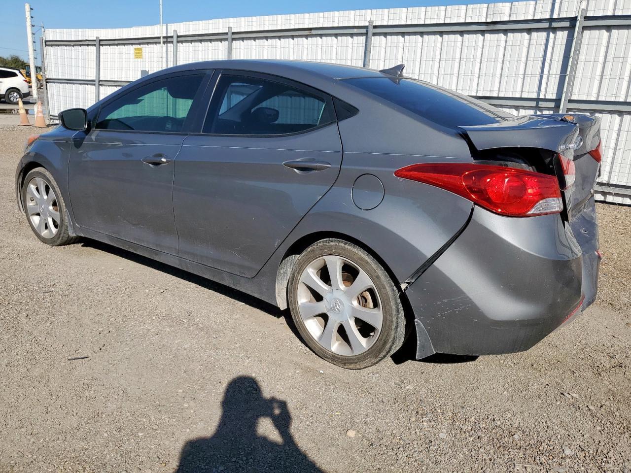 2013 Hyundai Elantra Gls - Фото 2