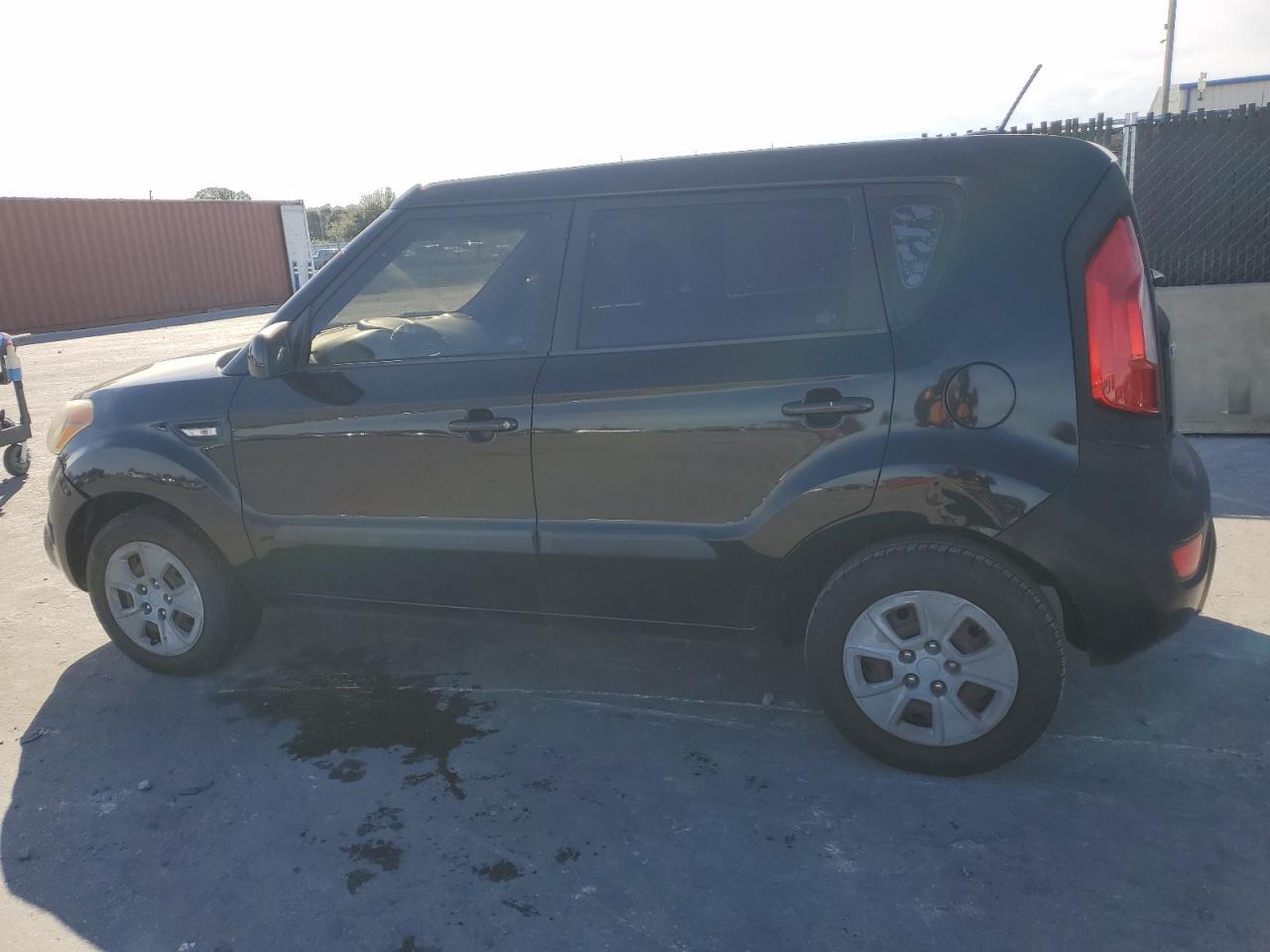 2013 Kia Soul - Image 2