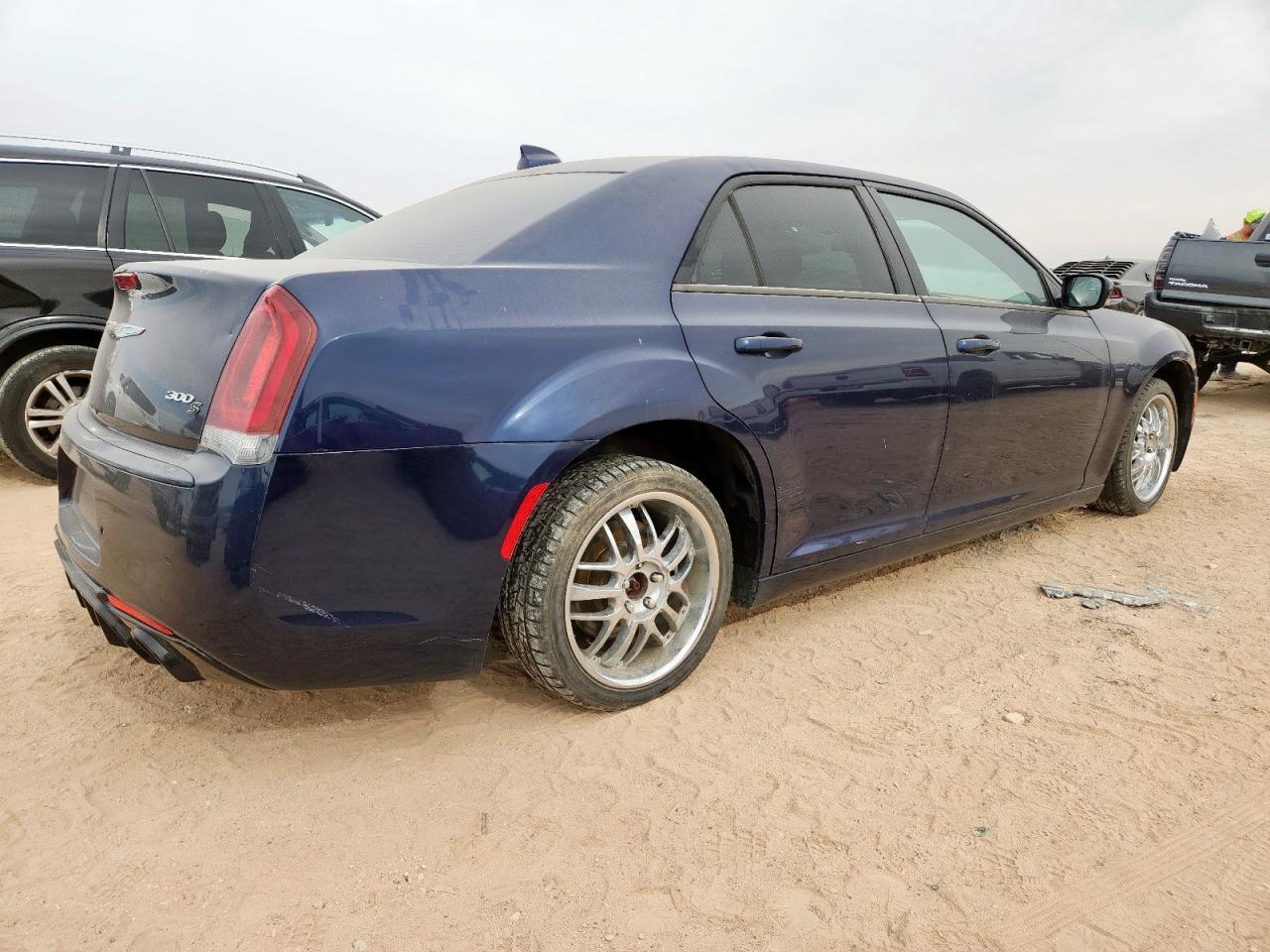 2015 Chrysler 300 S - Image 3