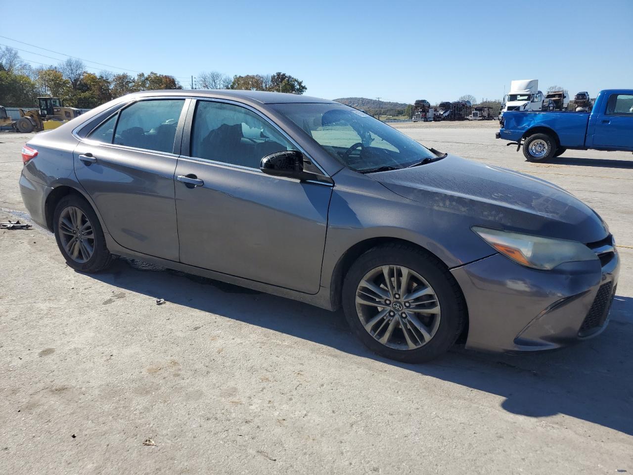 2016 Toyota Camry Le - Image 4