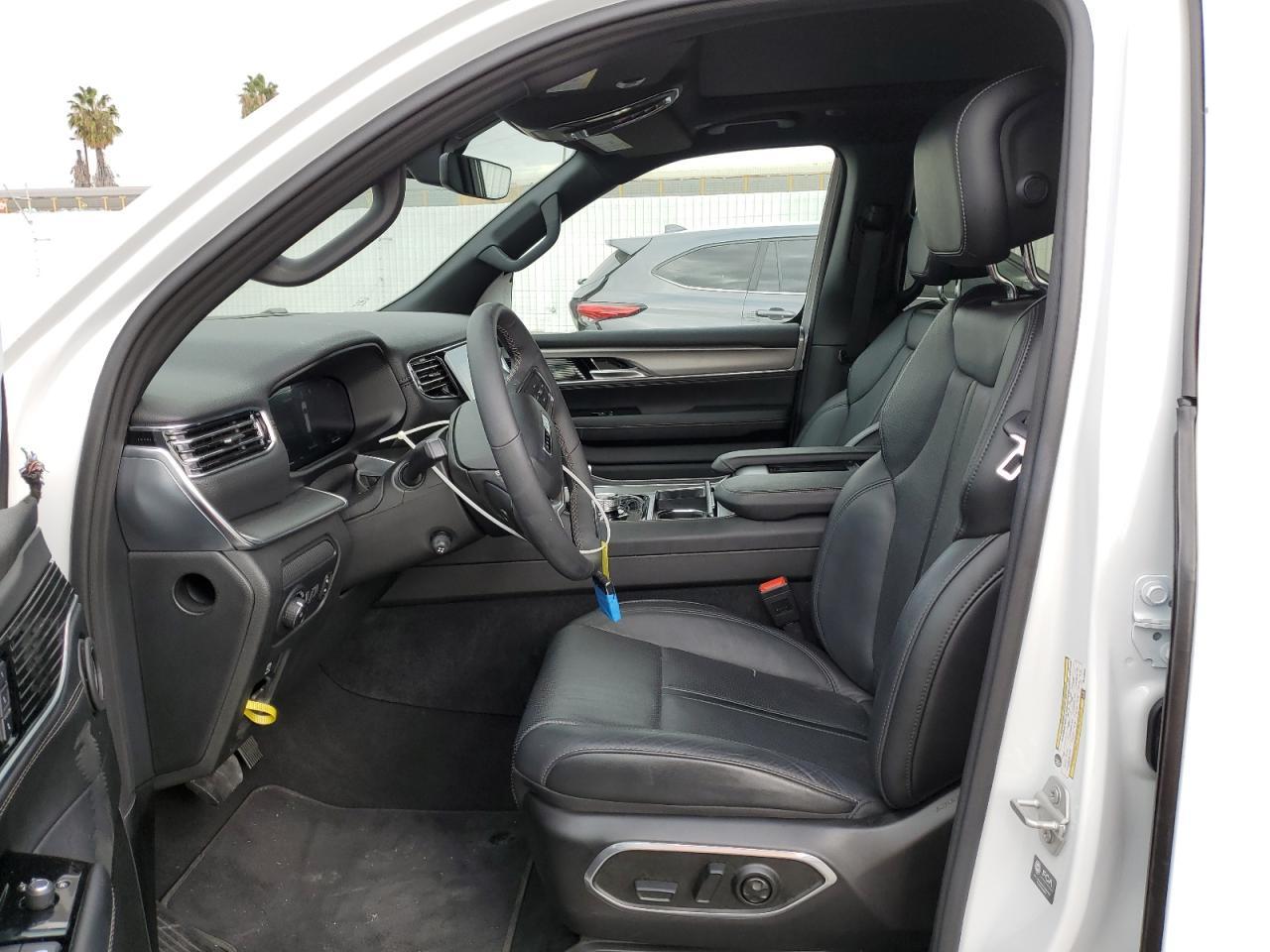 2024 Jeep Wagoneer L Series Ii - Фото 7